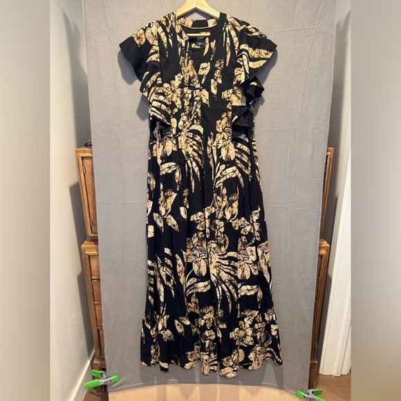 Maeve Dresses & Skirts - Maeve by Anthropologie Black and Cream Floral Maxi Dress
